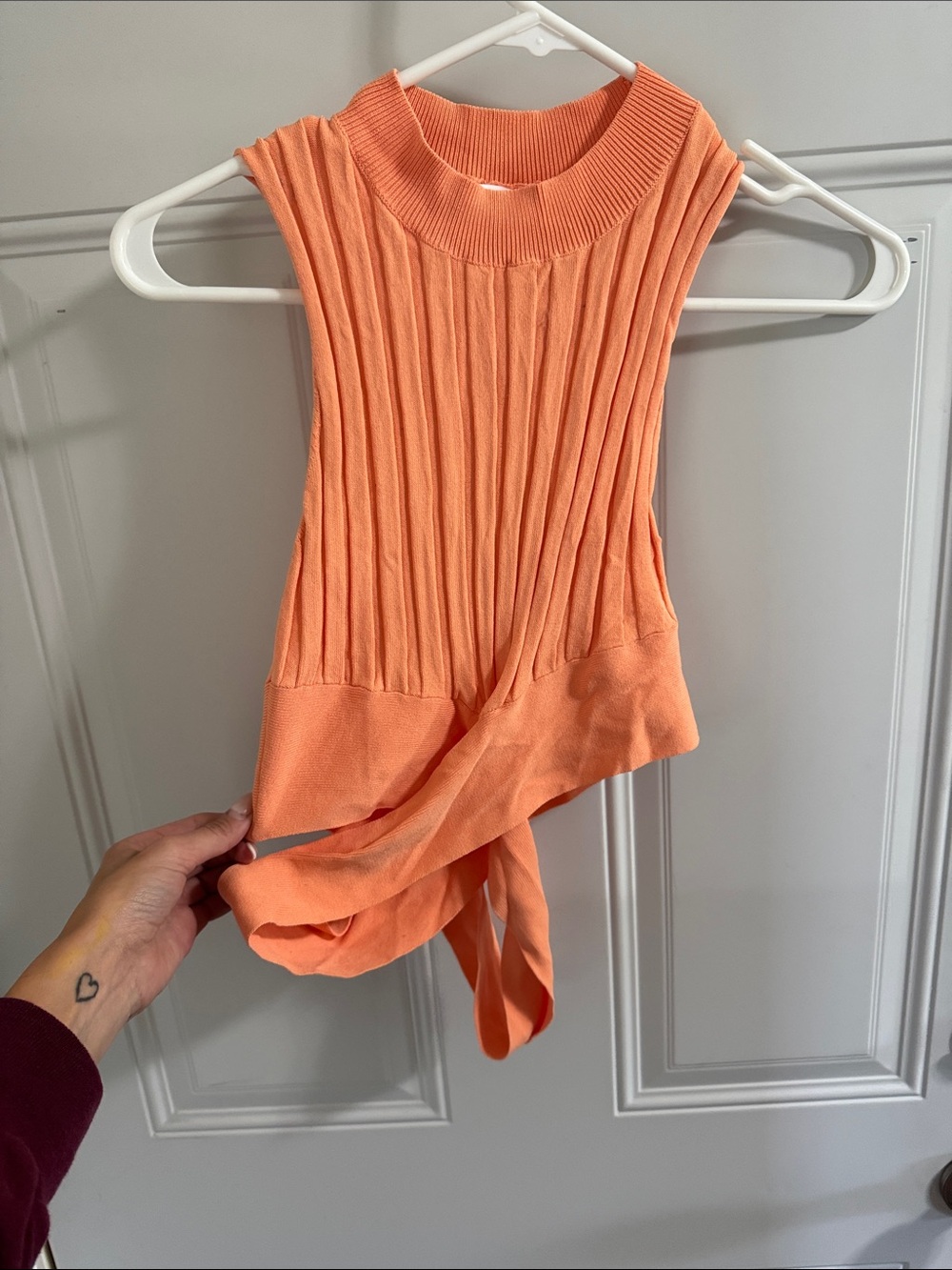 Ribbed Mock Neck Sleeveless Tank in Coral